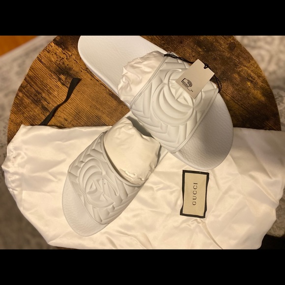Gucci slides - Picture 2 of 4